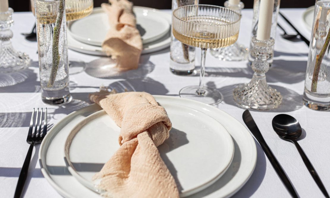 Flat white plates rental Sacramento CA | Rent4.Party