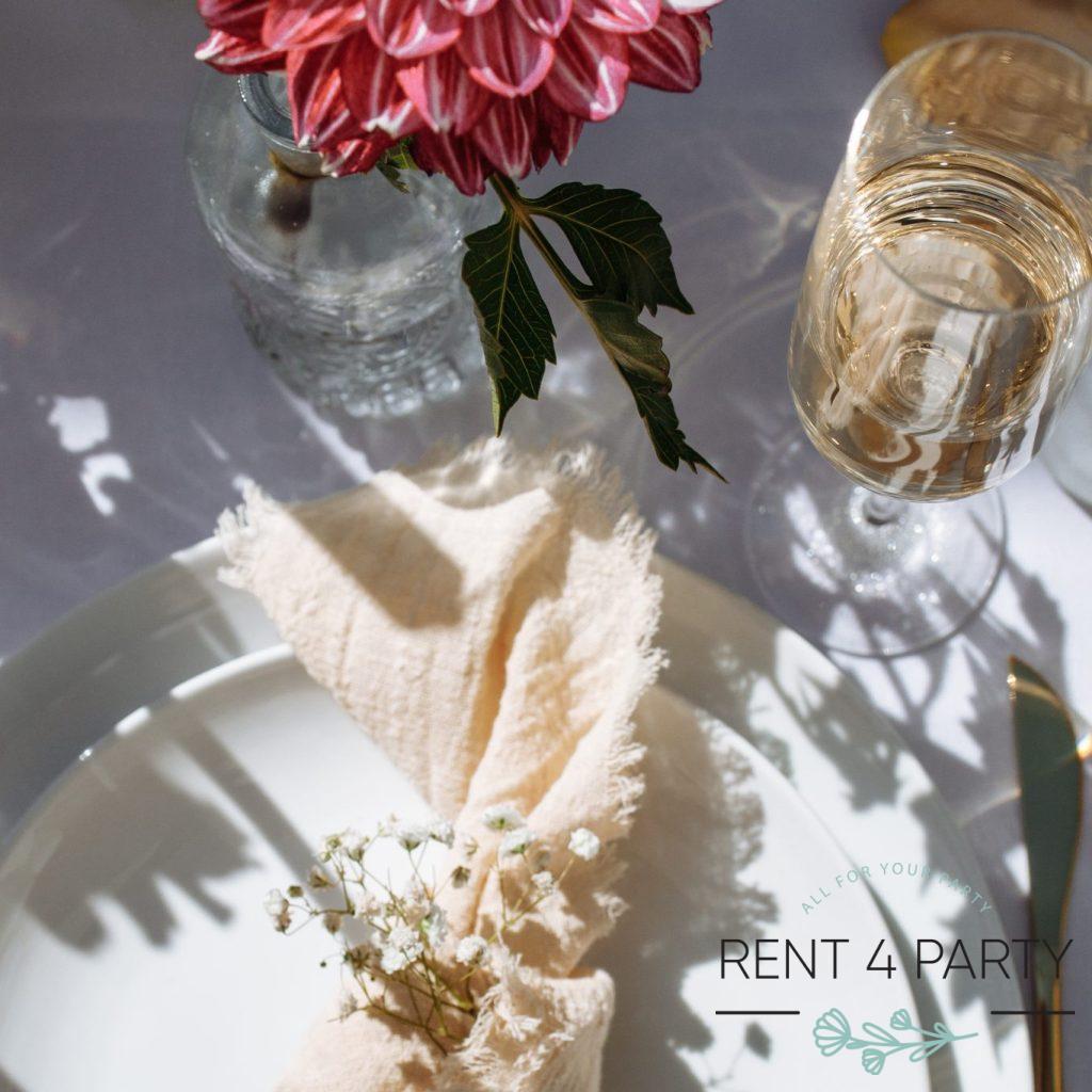 Elegant Gold Flatware rental Sacramento CA | Rent4.Party