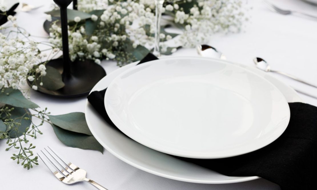 Dinnerware - classic white plates rental Sacramento CA | Rent4.Party