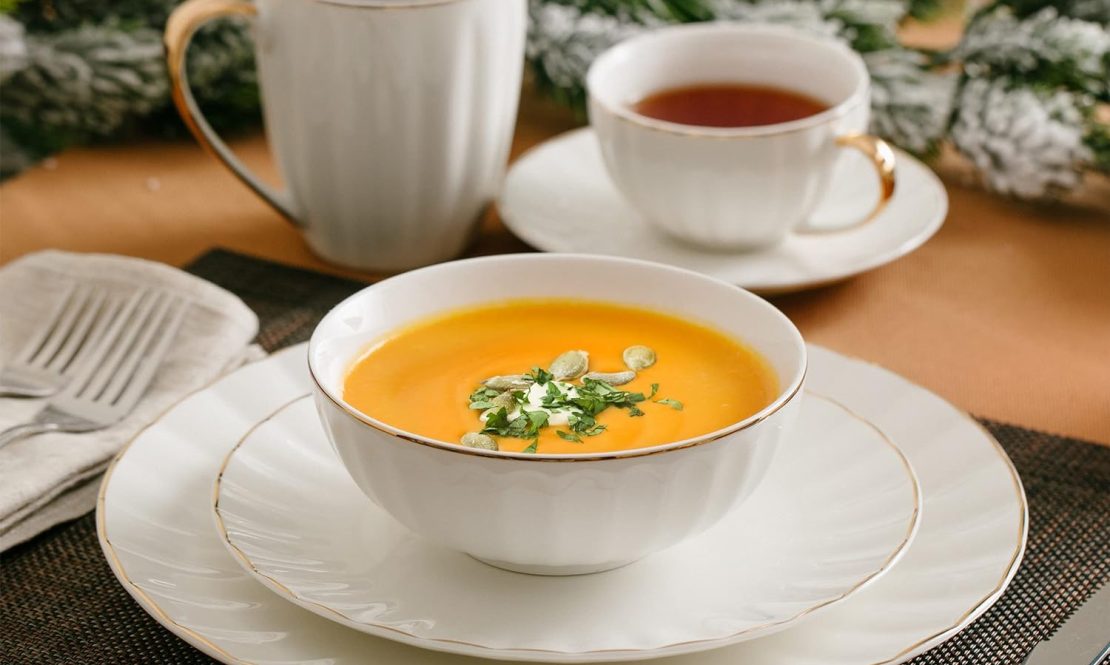 Classic dinnerware a golden rim set rental Sacramento CA | Rent4.Party