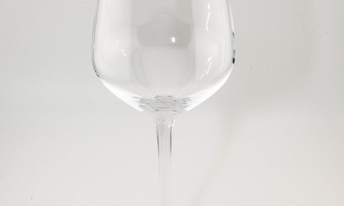 Classic White Wine Glass rental Sacramento CA | Rent4.Party