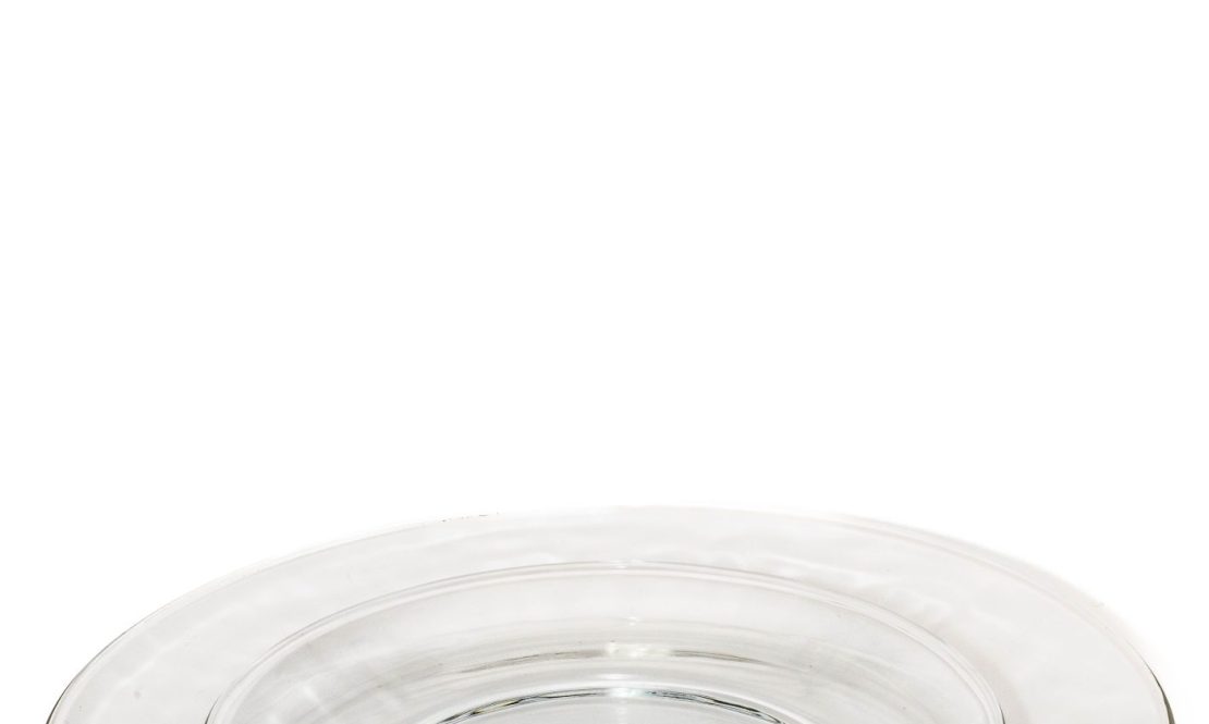 A set of transparent plates rental Sacramento CA | Rent4.Party