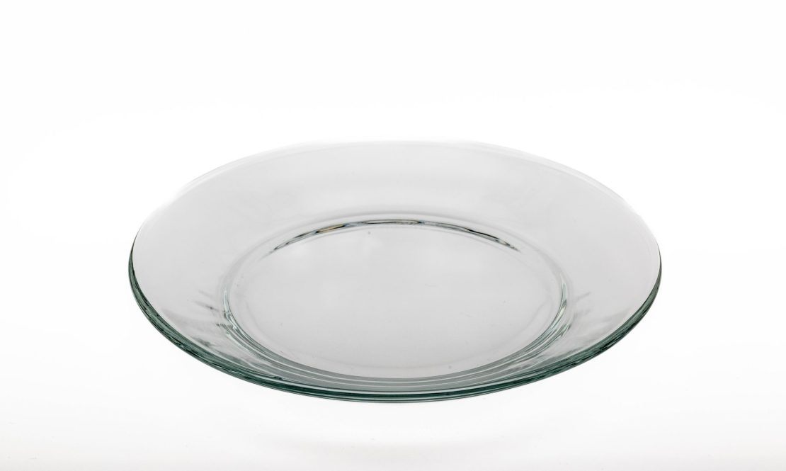 A set of transparent plates rental Sacramento CA | Rent4.Party