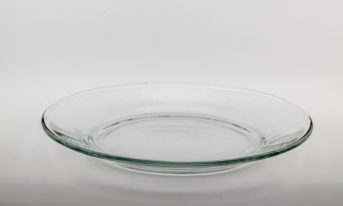 A set of transparent plates rental Sacramento CA | Rent4.Party